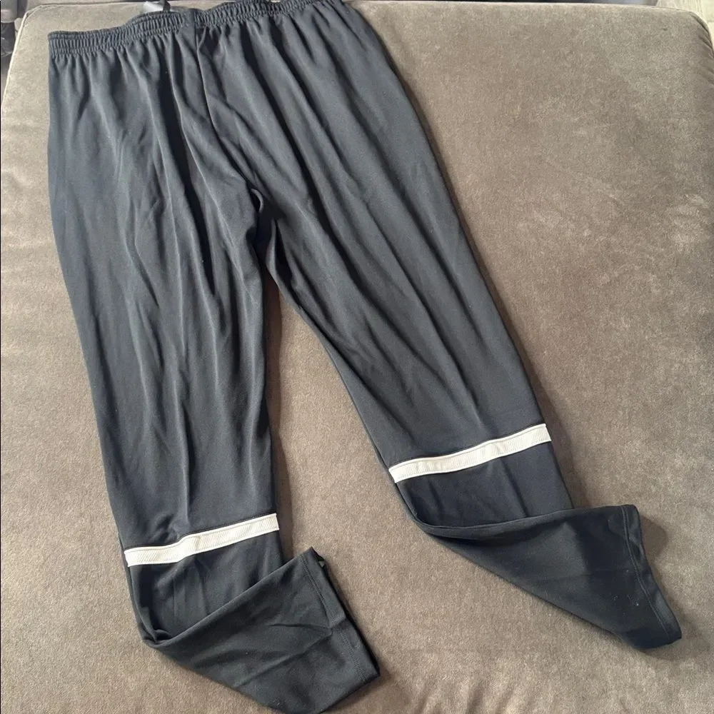 Nike Women’s Academy 21 Black Training Track Pants Dri-Fit LARGE NWT